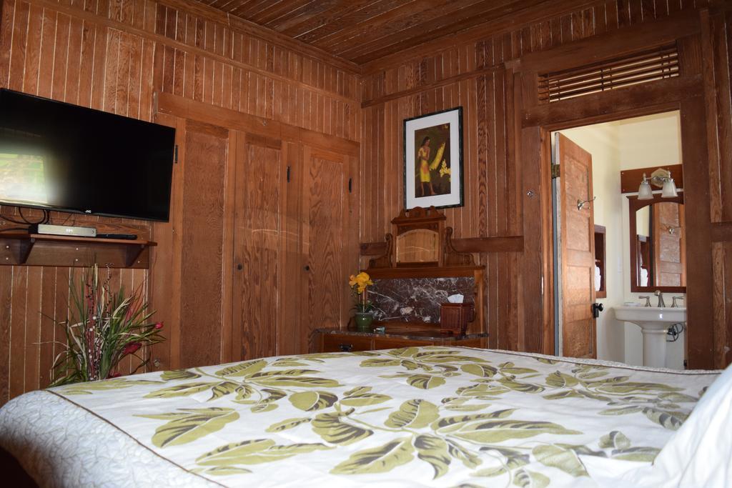 Poipu Bed And Breakfast Inn Koloa Екстер'єр фото
