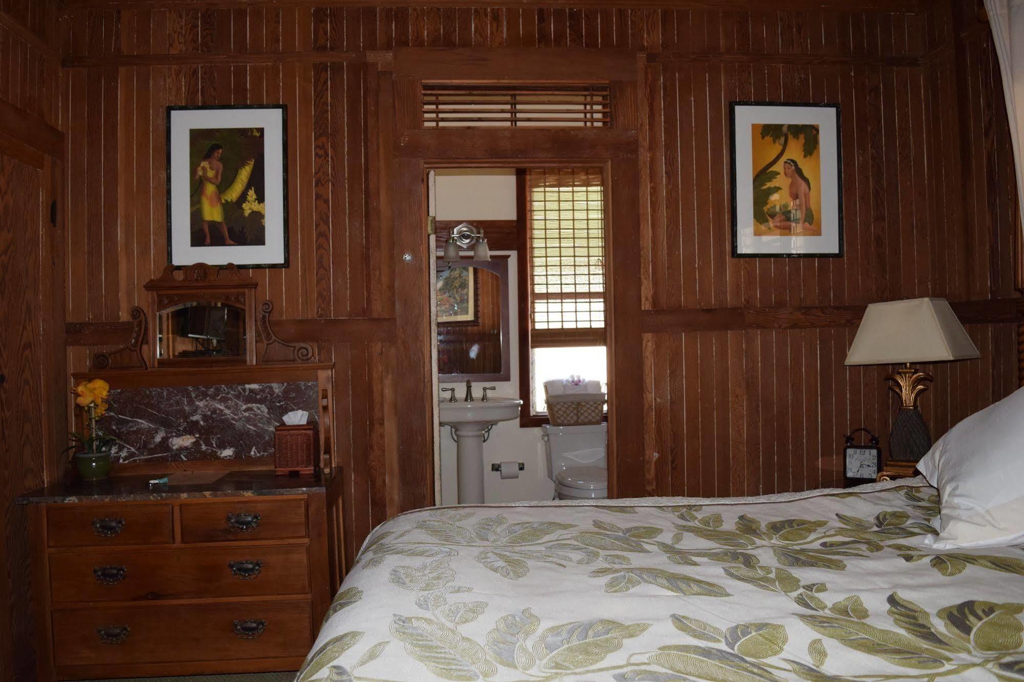 Poipu Bed And Breakfast Inn Koloa Екстер'єр фото