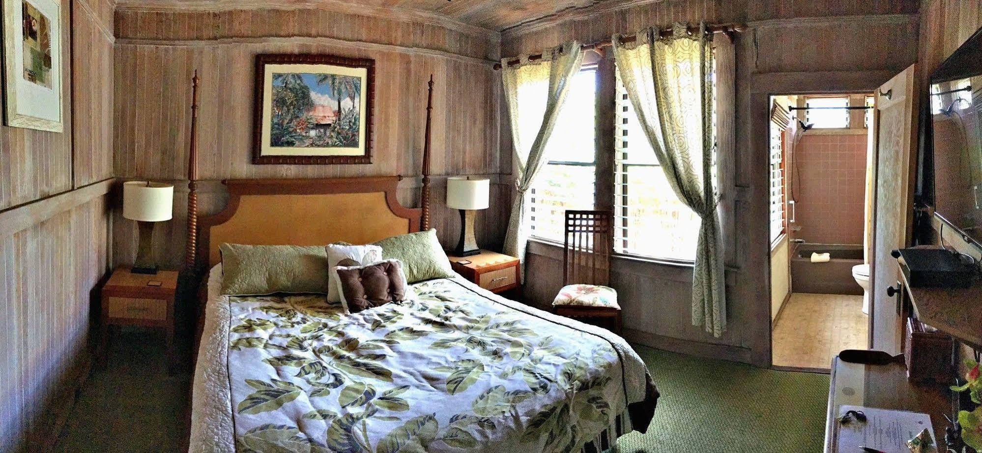 Poipu Bed And Breakfast Inn Koloa Екстер'єр фото